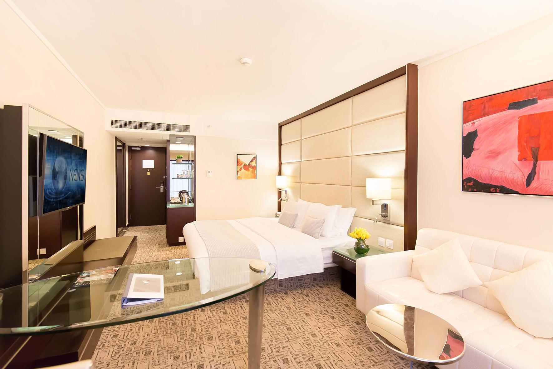 Regal Kowloon Hotel Hong Kong Exterior photo
