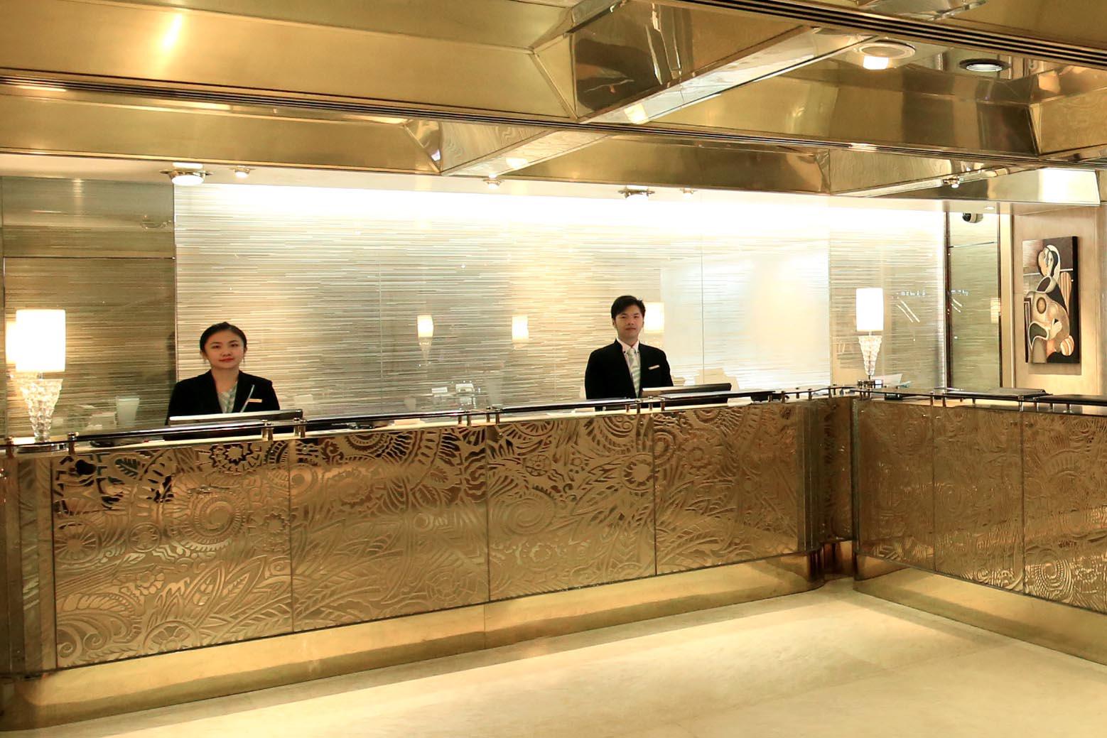 Regal Kowloon Hotel Hong Kong Exterior photo