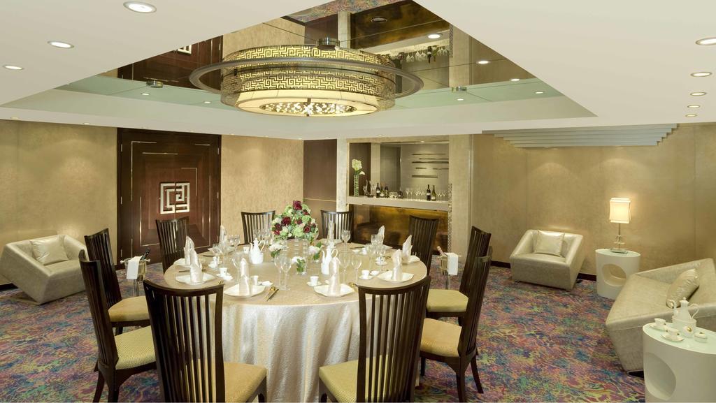 Regal Kowloon Hotel Hong Kong Room photo