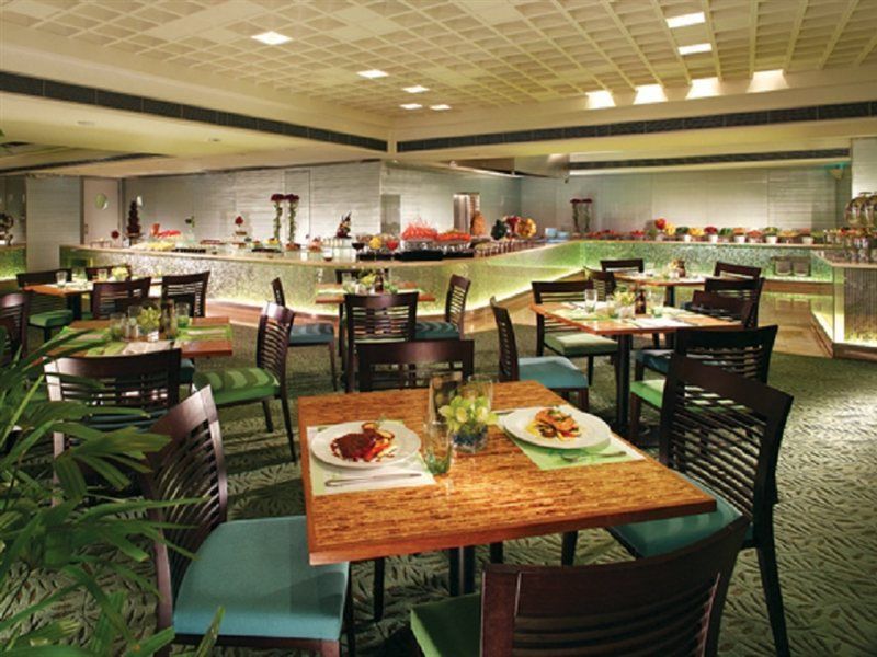 Regal Kowloon Hotel Hong Kong Restaurant photo